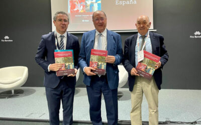 Carlos Moro, Raúl Compés y Vicente Sotés, galardonados por la OIV como autores en “El vino de alta gama en España”